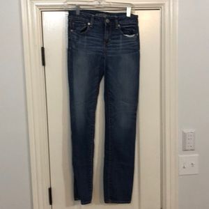 American Eagle, size 4
